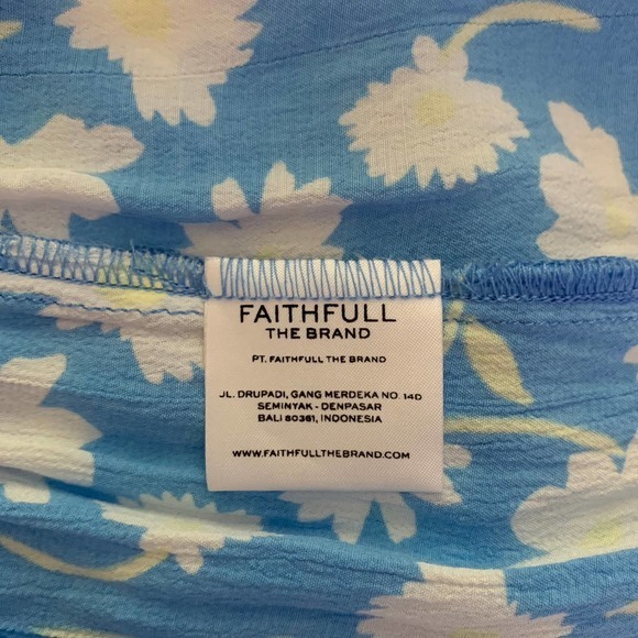FAITHFULL THE BRAND Light Blue & White Leyla Floral Olinda‎ Midi Dress - Picture 15 of 16